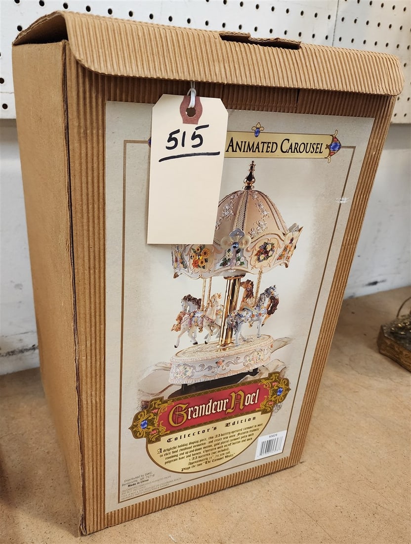 Bx'd Grandeur Noel Musical Animated Carousel Coll. Edition 2000: Bx'd Grandeur Noel Musical Animated Carousel Coll. Edition 2000