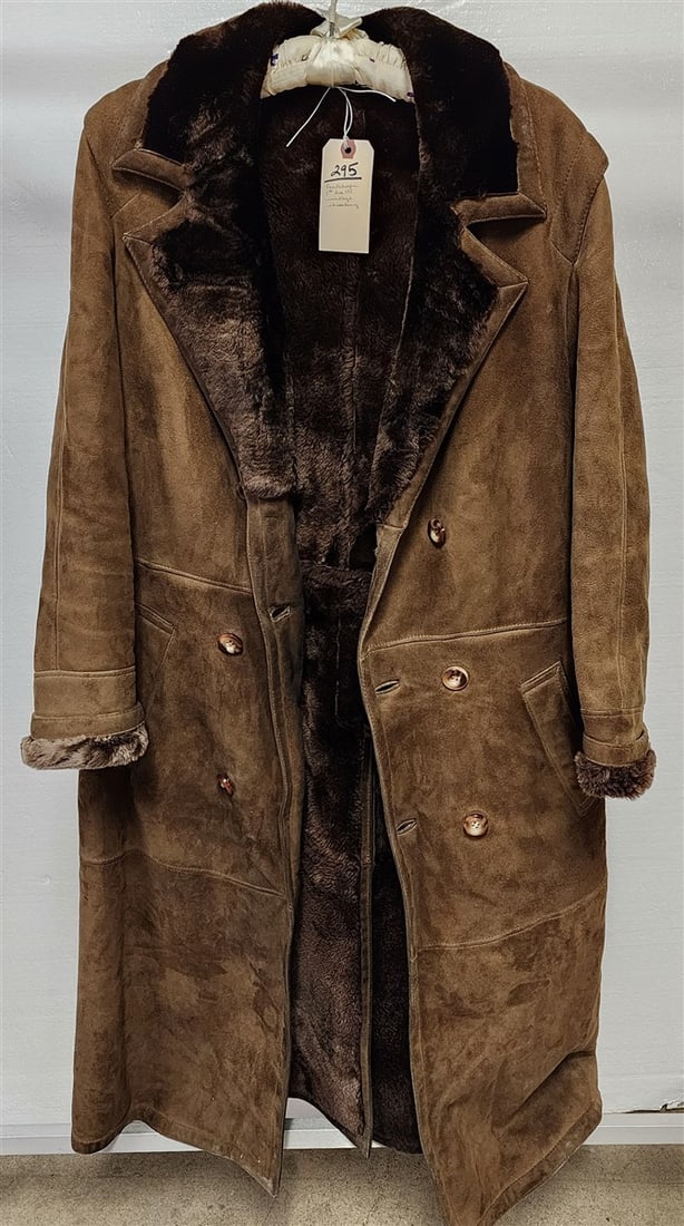 Pantelope 5th Ave. Vintage Shearling Coat Size 46: Pantelope 5th Ave. Vintage Shearling Coat Size 46
