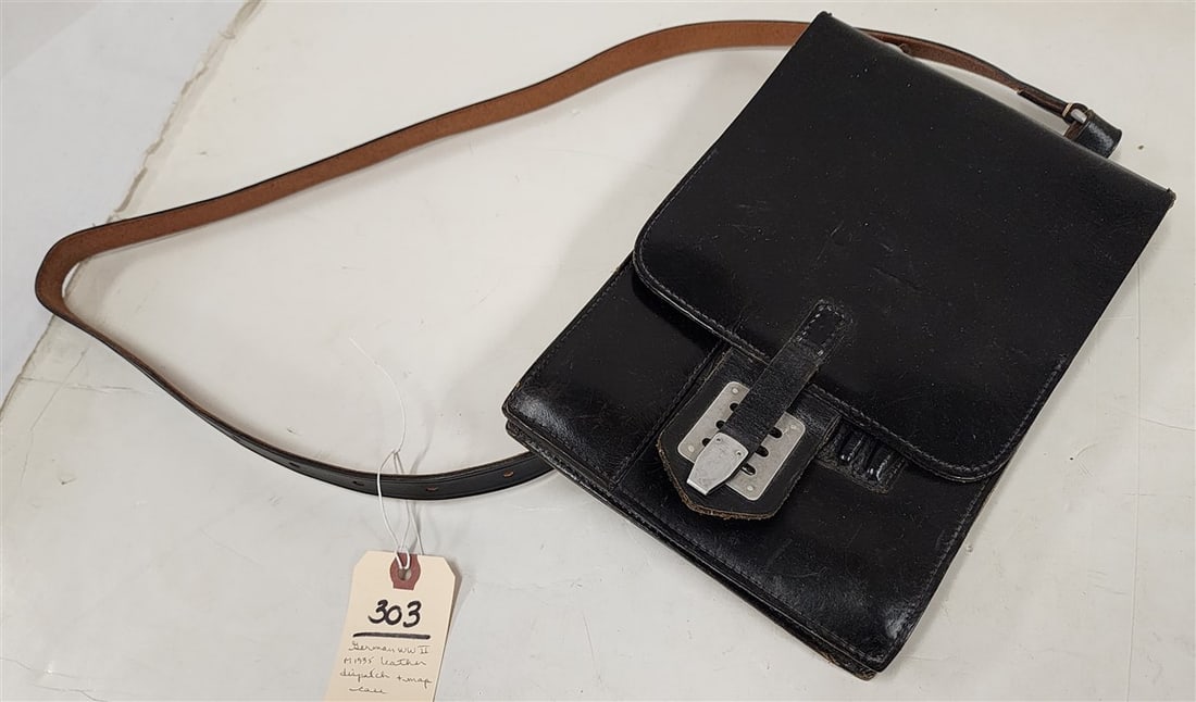 German Leather WWII M1935 Dispatch + Map Case (1 of 3)