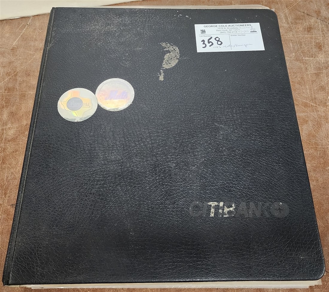 1986 Mets/Rangers Binder Incl. Ted Williams 1984, Roberto Clemente 1984, Willie Hays 1984, Etc, (1 of 6)