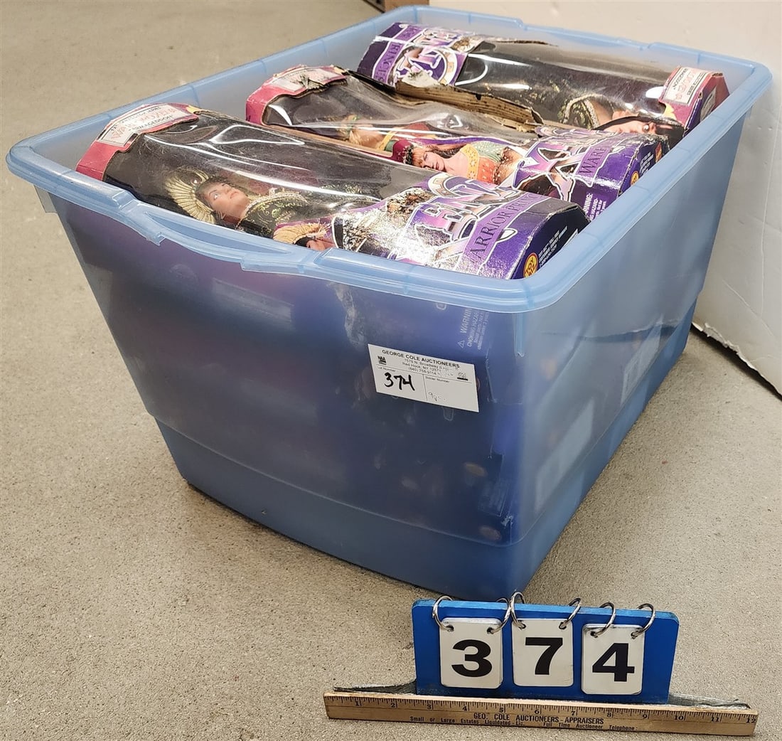 Tub 9 Bx'd Xena Warrior Princess Dolls (1 of 5)