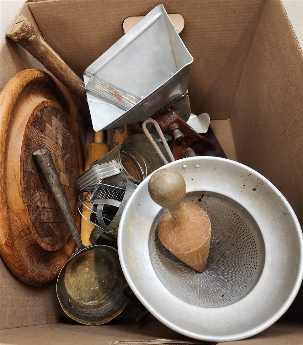 Bx Vintage Kitchen Utensils 19th C Cast Bronze & Wrought Handled Ladel, Grinders, Etc. (1 of 4)