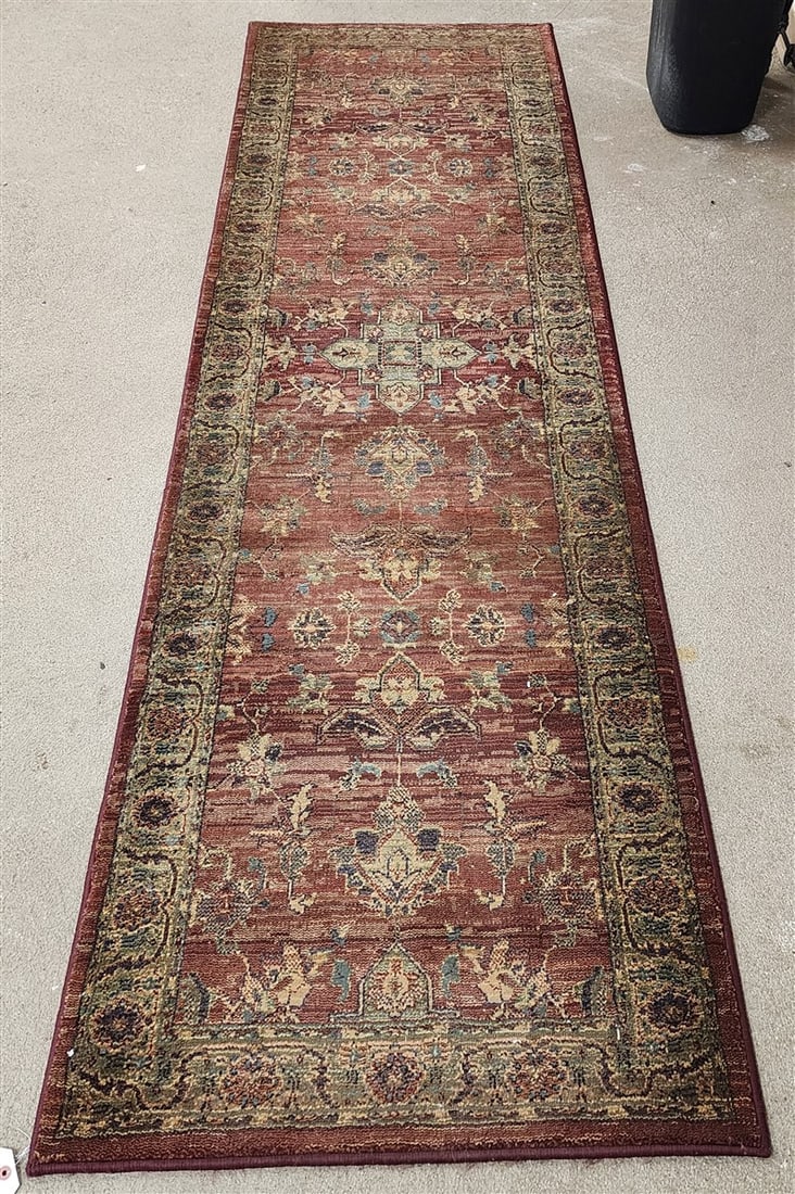 Machine Made Runner 2'6" X 9'1" - 2