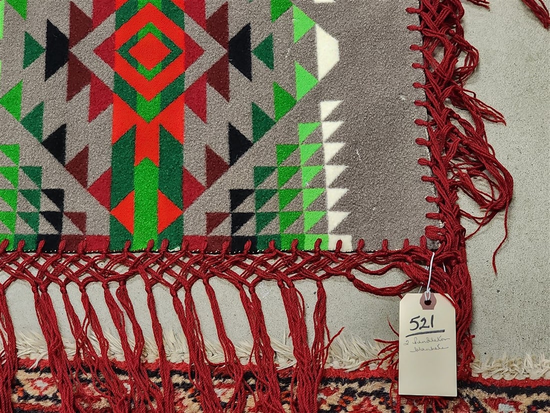 2 Pendleton Blankets 6' X 5'6" - 3