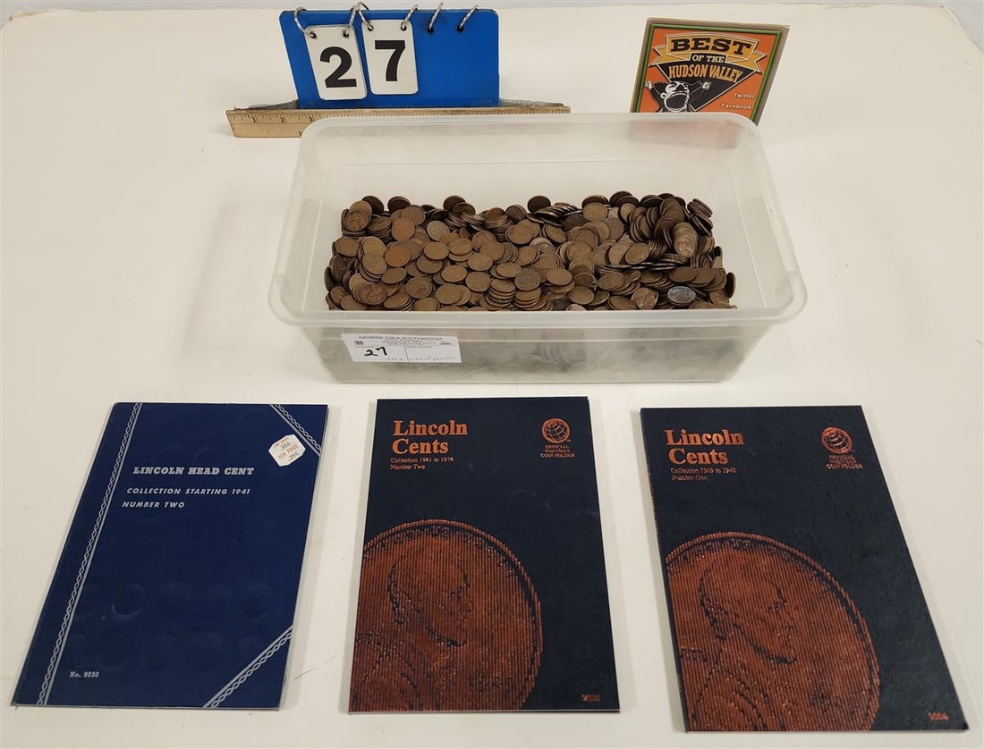 Tub Of 2,102 Wheat Pennies: Tub Of 2,102 Wheat Pennies