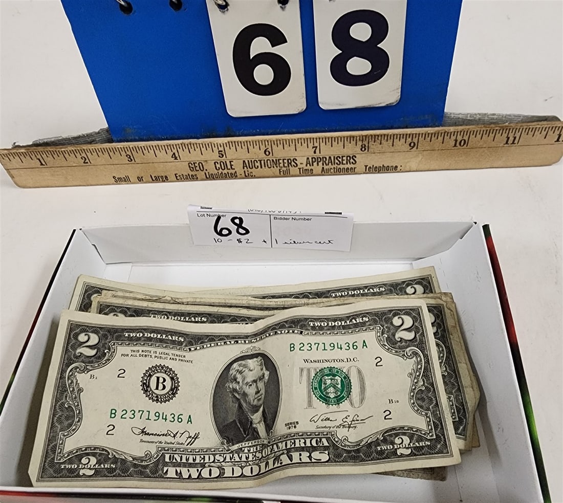 Lot U.S. Currency - (1)- $2 Bill 1953 C Series, (5)- 1976, 1963, + (2) -2017 A Series + 1935 D (1 of 3)