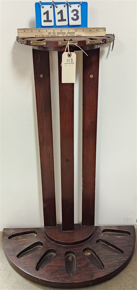 Gun Rack 37 1/2" H X 26" W X 13" D: Gun Rack 37 1/2" H X 26" W X 13" D