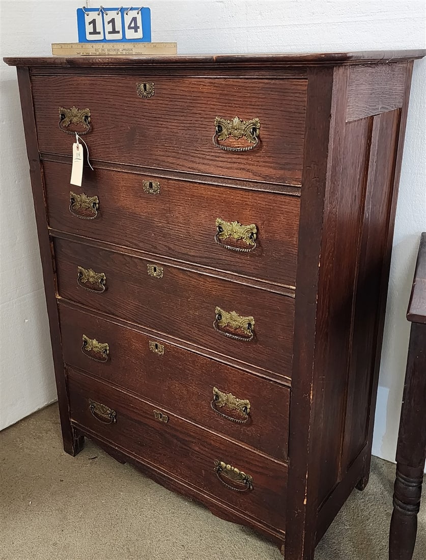 Oak 5 Drawer Chest 45 1/2" H X 34" W X 18" D: Oak 5 Drawer Chest 45 1/2" H X 34" W X 18" D