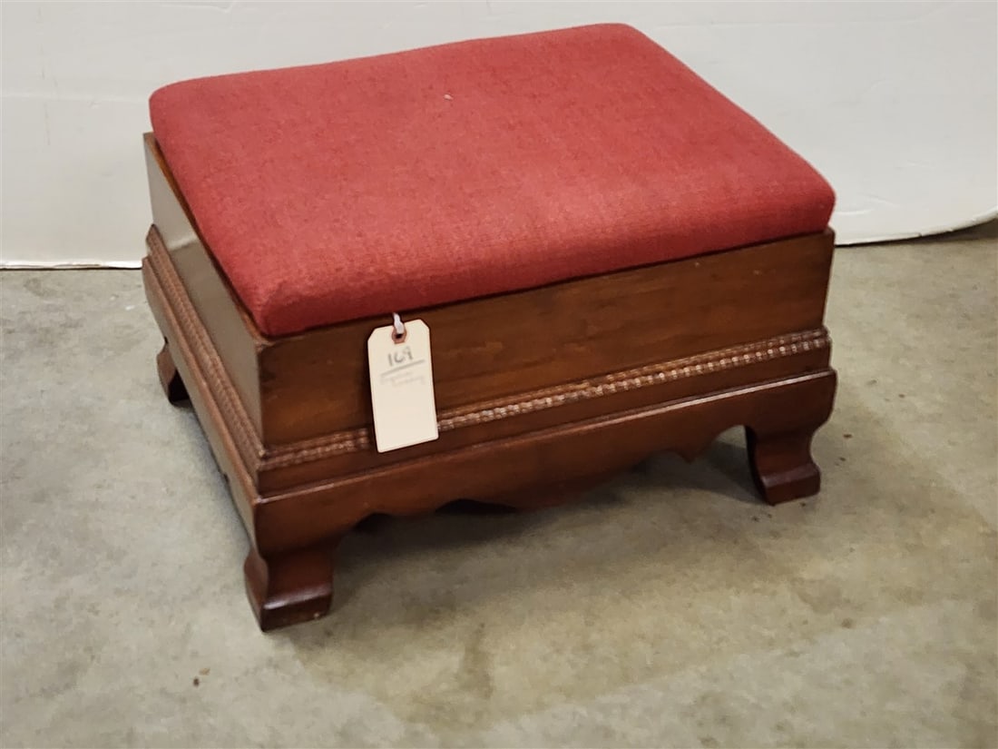 Empire Mahogany Footstool w/Lift Top 121" H X 20" W X 16" D: Empire Mahogany Footstool w/Lift Top 121" H X 20" W X 16" D