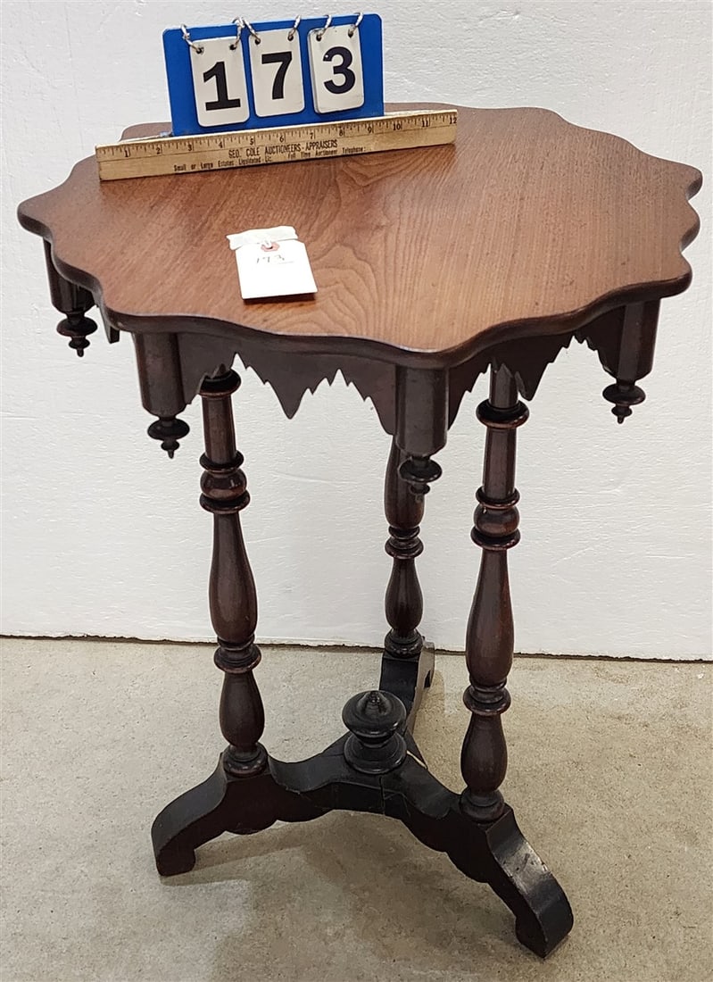Victorian Walnut Stand 28" H X 21" Diam.: Victorian Walnut Stand 28" H X 21" Diam.