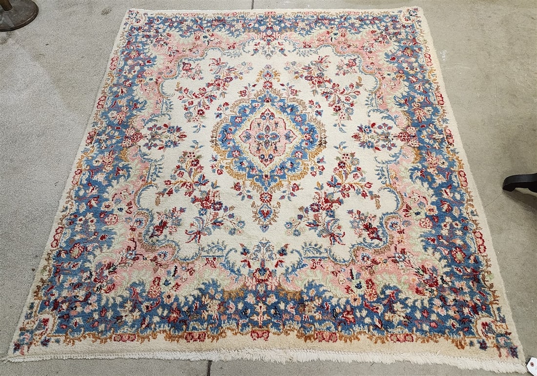 Kirman Rug 5'9" X 6'4" (1 of 5)
