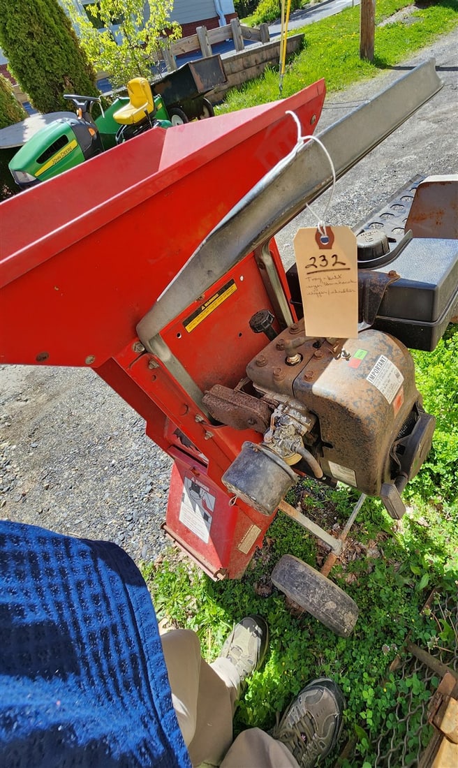 Troy-Bilt Super Tomahawk Chipper/Shredder - 5
