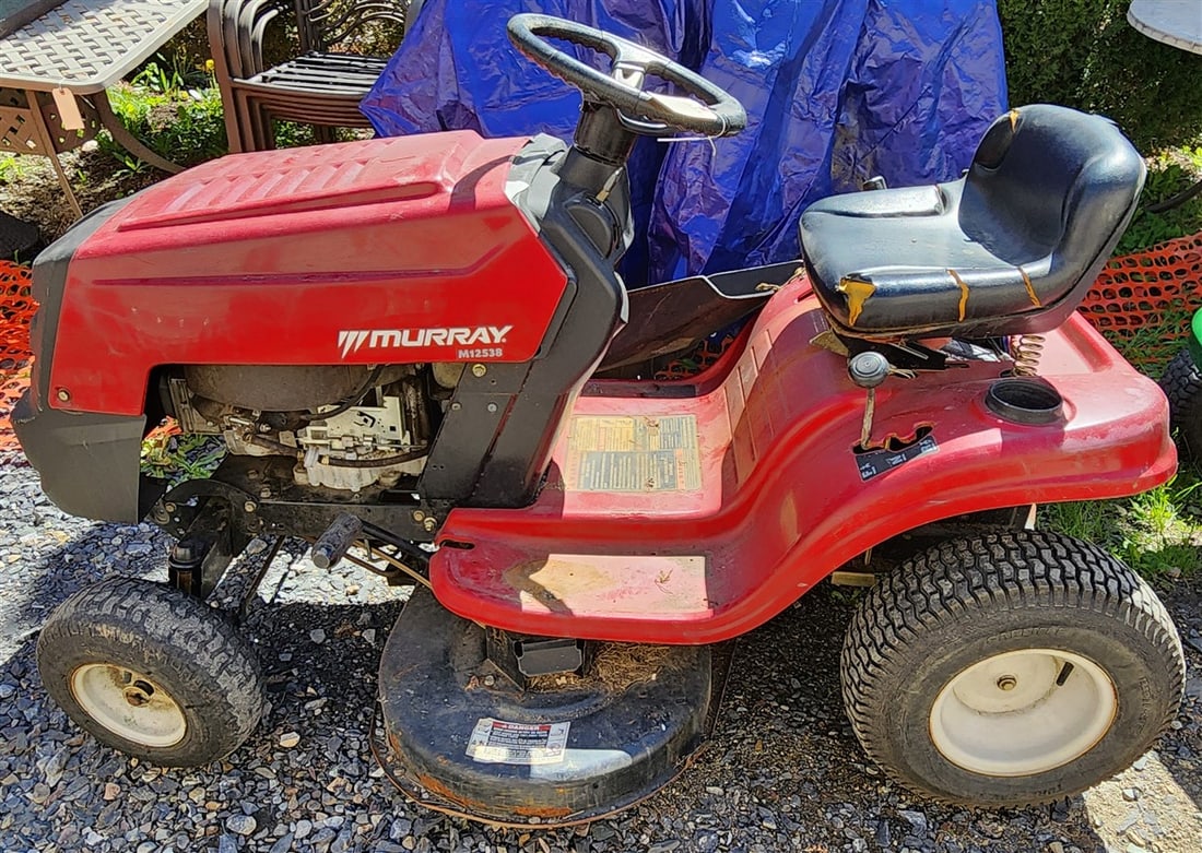 Murray Riding Mower w/Utility Cart (1 of 10)