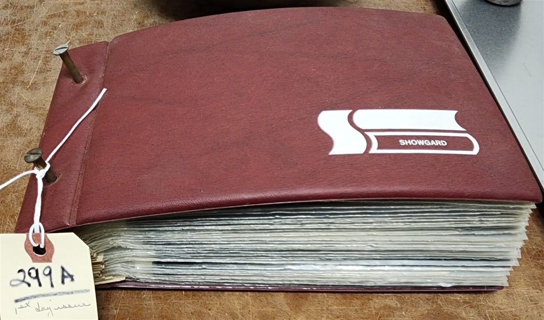 Folder Of First Day Issue Envelopes w/Stamps: Folder Of First Day Issue Envelopes w/Stamps