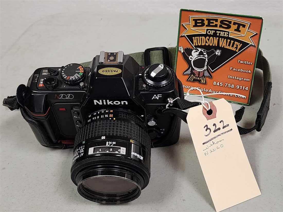 Nikon N2020: Nikon N2020