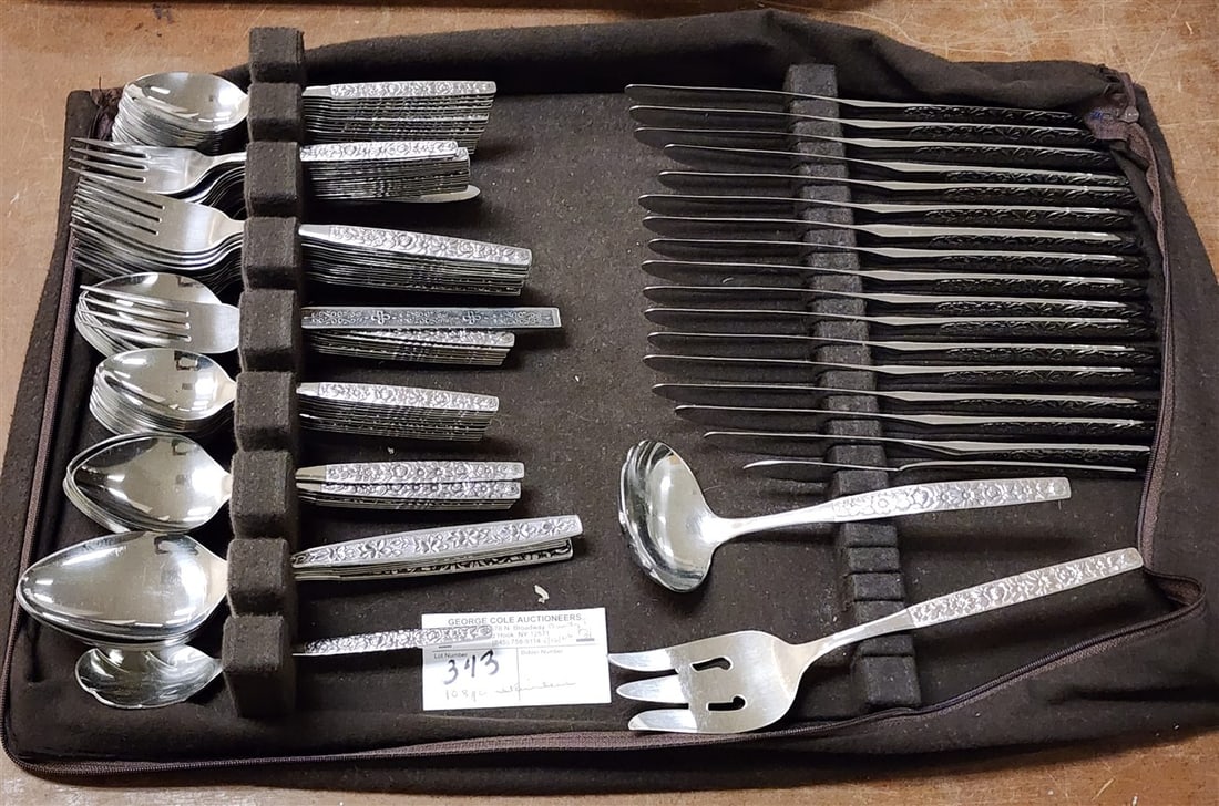 108 Pc. Stainless Flatware Set (1 of 4)