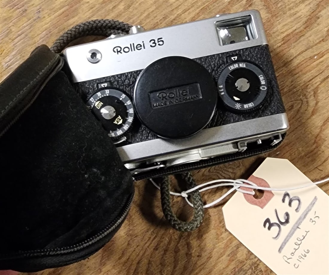 Rollei 35 Camera (1 of 4)