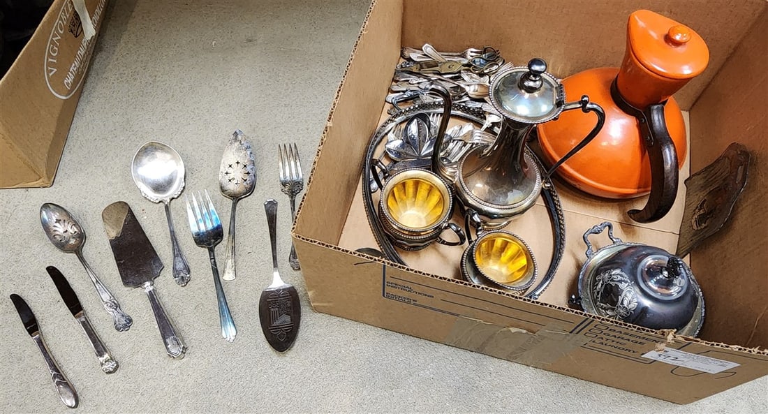 Bx Silverplate Incl. Tea Seat & Flatware + Vintage Poppy Trail By Metlox Pitcher Carafe (1 of 4)