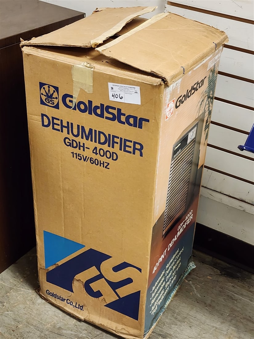 Bx'd Gold Star Dehumidifier GDH 400D: Bx'd Gold Star Dehumidifier GDH 400D