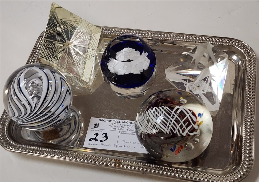 Tray 5 Paper Weights - James Shaw, Baccarat w/Sulfide Libra Interior, Stueben Trigon Crystal: Tray 5 Paper Weights - James Shaw, Baccarat w/Sulfide Libra Interior, Stueben Trigon Crystal Pyramid, Studio Ahus Sweden