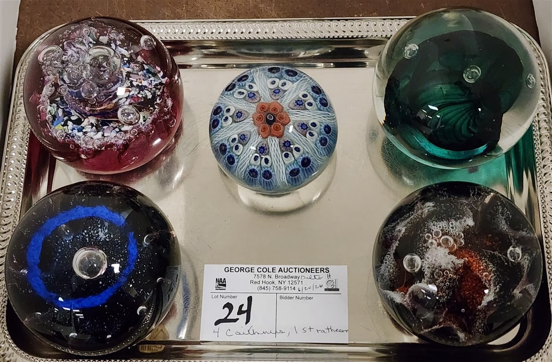 Tray 5 Paper Weights - (4) Caithness- Saturn, Myramid, Carnival, Mars + Strathearn (1 of 10)