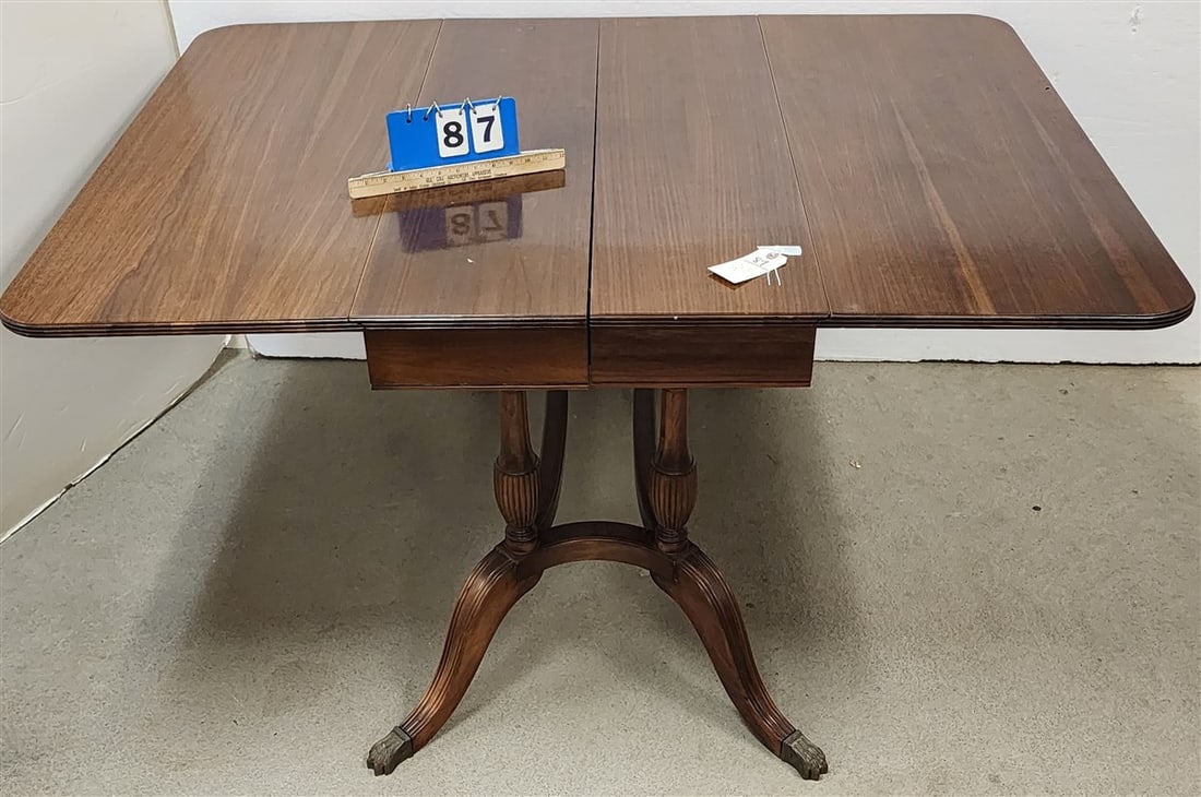 Walnut Duncan Phyfe Style Drop Leaf Dining Table w/Pop-Up Leaf 30" H X 56 1/2" W X 42' D Open (1 of 7)