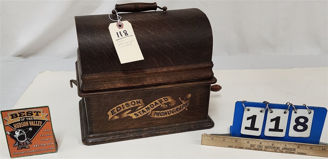 Vintage Edison Standard Phonograph 'Model A' In Oak Case 10 1/2" H X 12 1/2" W X 9" D (1 of 4)