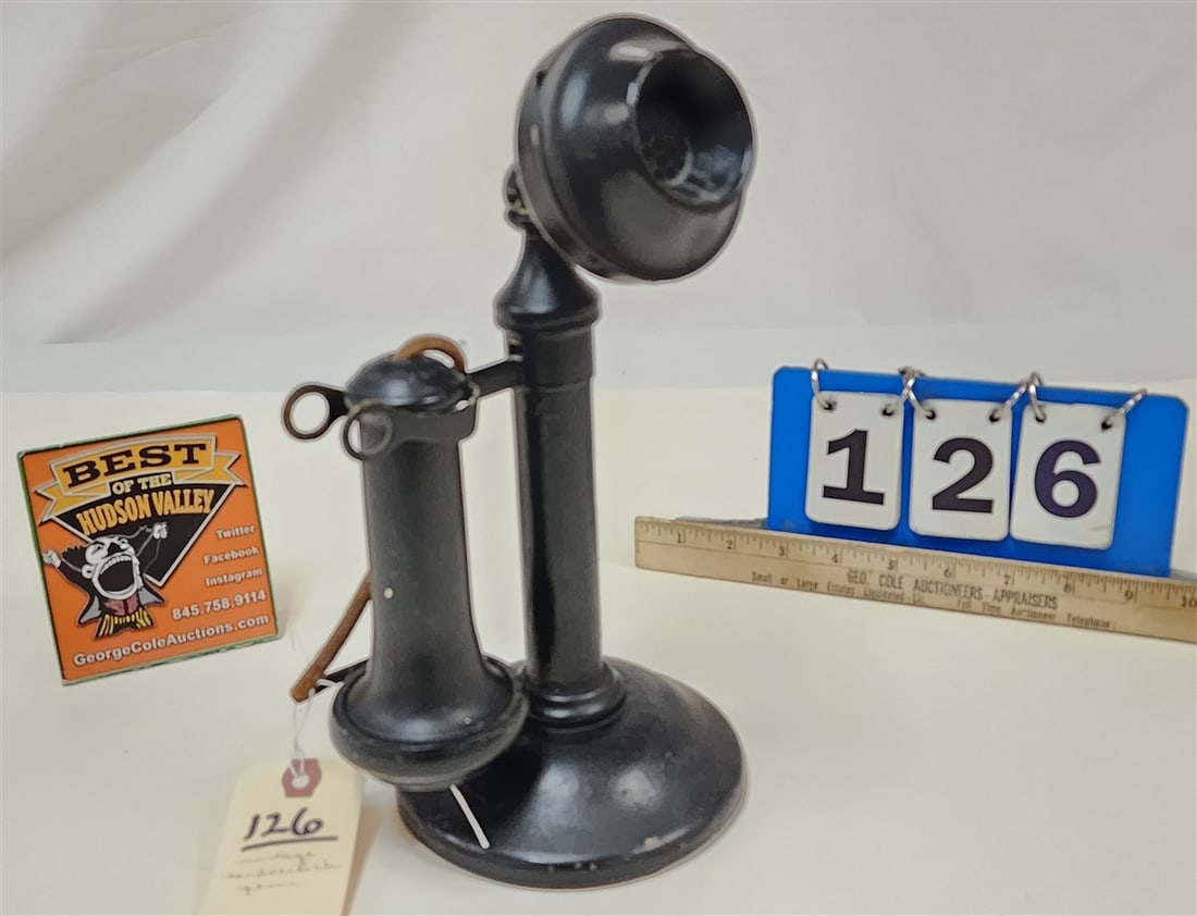 Vintage Candlestick Phone (1 of 7)
