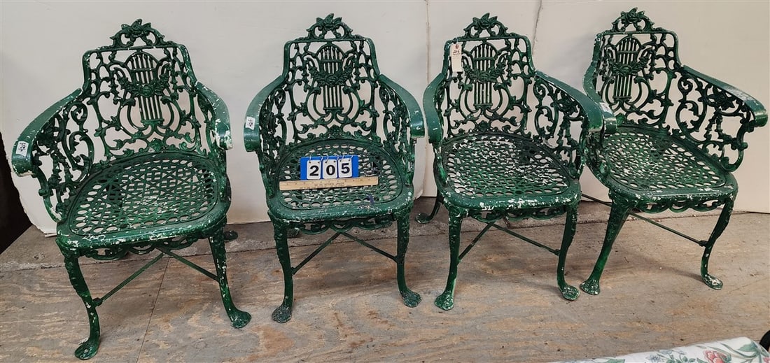 Set 4 Vintage Cast Iron Garden Chairs: Set 4 Vintage Cast Iron Garden Chairs