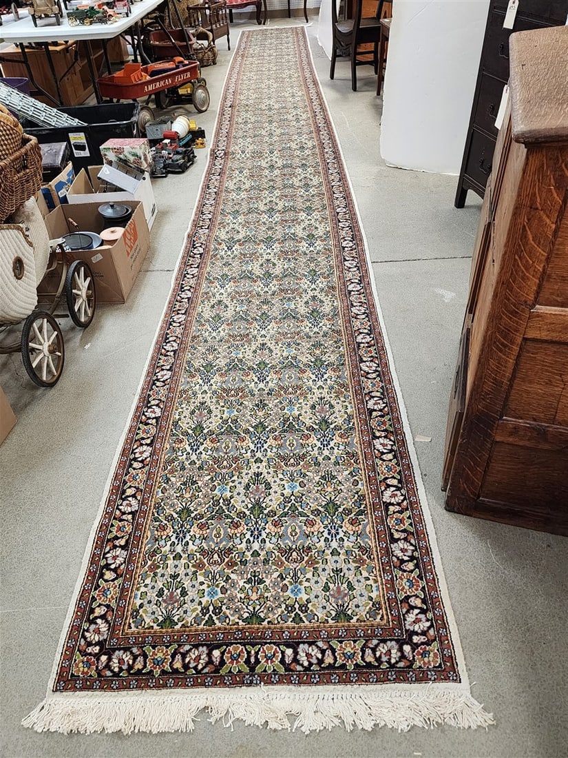 Persian Runner 25 1/2" W X 27'9": Persian Runner 25 1/2" W X 27'9"