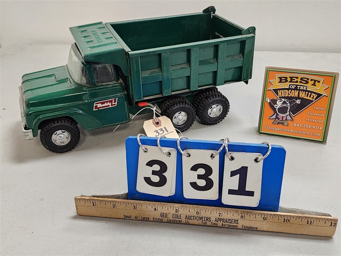 (2) 1950's Buddy L Hydrolic Trucks 6 1/4" H X 6 1/2 " W X 16" L + 6 1/4" H X 13 1/2" L X 5 1/2" W: (2) 1950's Buddy L Hydrolic Trucks 6 1/4" H X 6 1/2 " W X 16" L + 6 1/4" H X 13 1/2" L X 5 1/2" W