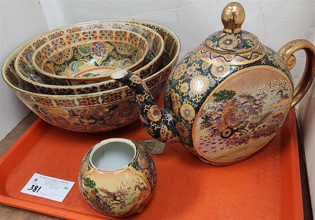 Tray Japanese Satsuma - Nest Of Bowls 5 1/2" X 12", 4 1/2" X 10" + 3 1/2" X 8", Teapot 9" + Small: Tray Japanese Satsuma - Nest Of Bowls 5 1/2" X 12", 4 1/2" X 10" + 3 1/2" X 8", Teapot 9" + Small Vase 4"