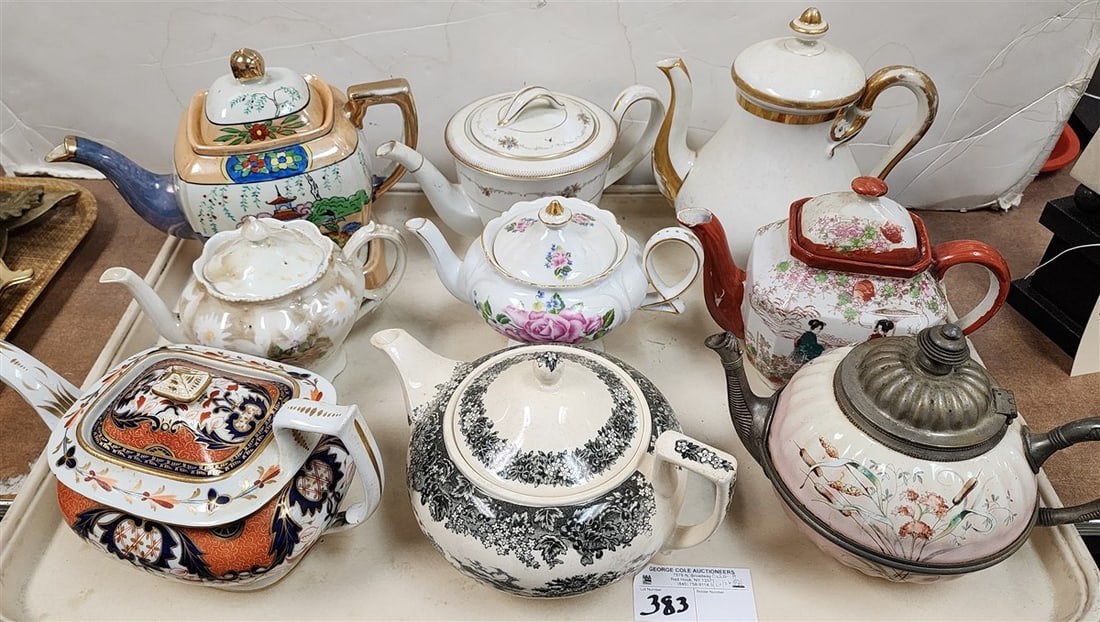 Tray 9 Teapots: Tray 9 Teapots