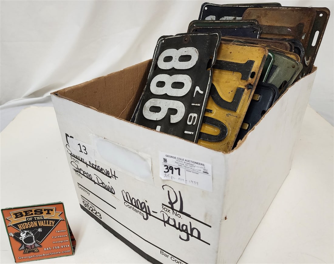 Bx 25 Vintage License Plates 1917 - 1939: Bx 25 Vintage License Plates 1917 - 1939