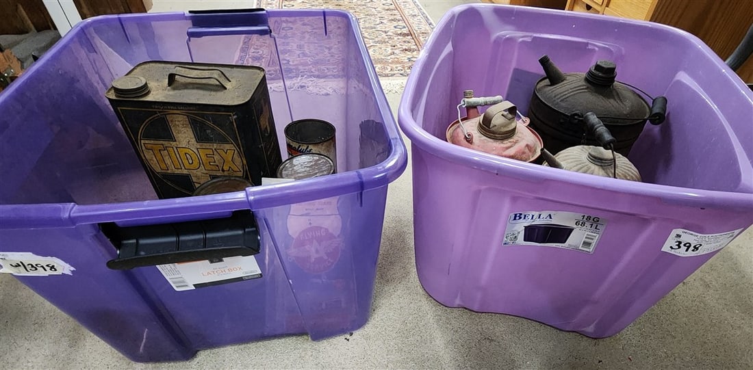 2 Tubs - 3 Vintage Oil Cans, Tub Of Motor Oil Tidul Gas Cans, Amaco, Penn-Amo, Richlube + 4 Vintage (1 of 7)