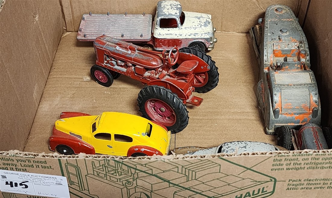 Bx Of 8 Vintage Hubley Vehicles: Bx Of 8 Vintage Hubley Vehicles