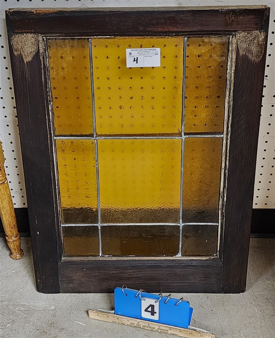 Leaded Glass Sash 27 1/2" X 21" W: Leaded Glass Sash 27 1/2" X 21" W
