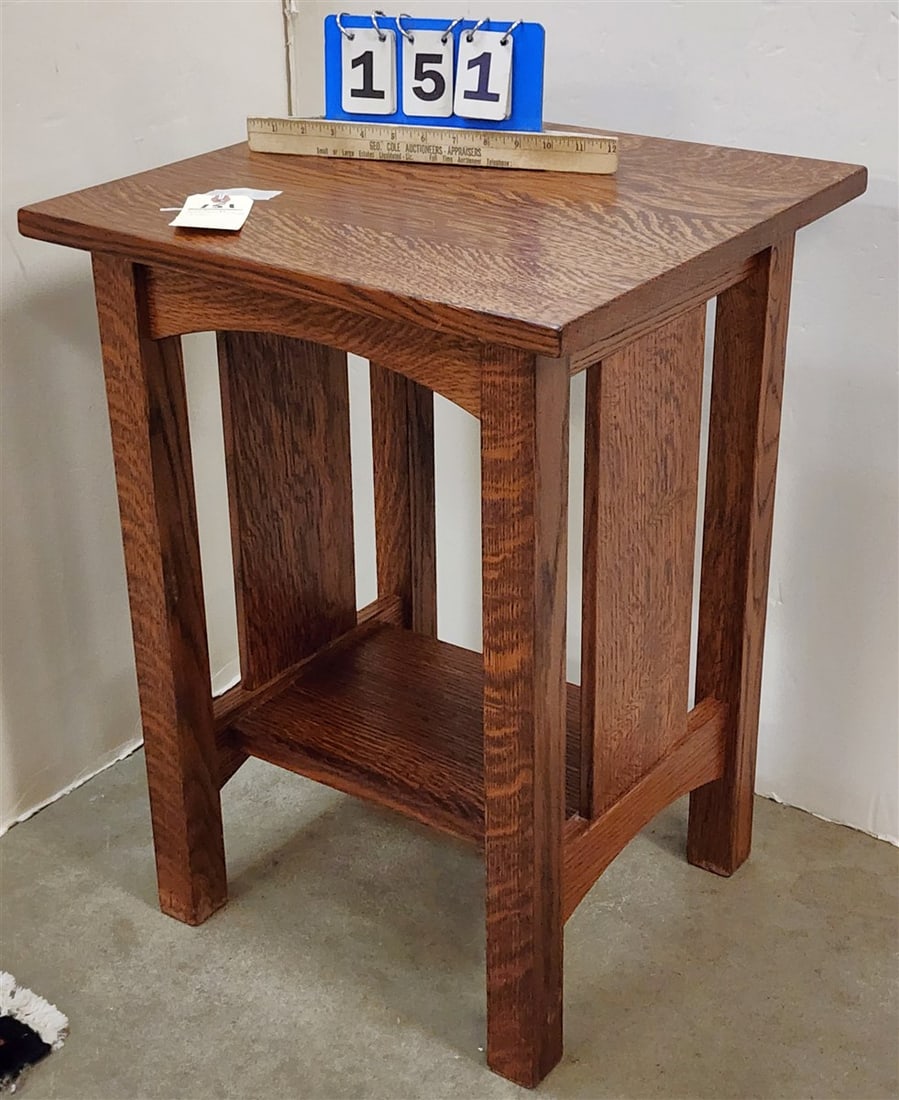 Woodruff Mission Oak Style Stand 25" H X 18 1/2" W X 17" D: Woodruff Mission Oak Style Stand 25" H X 18 1/2" W X 17" D