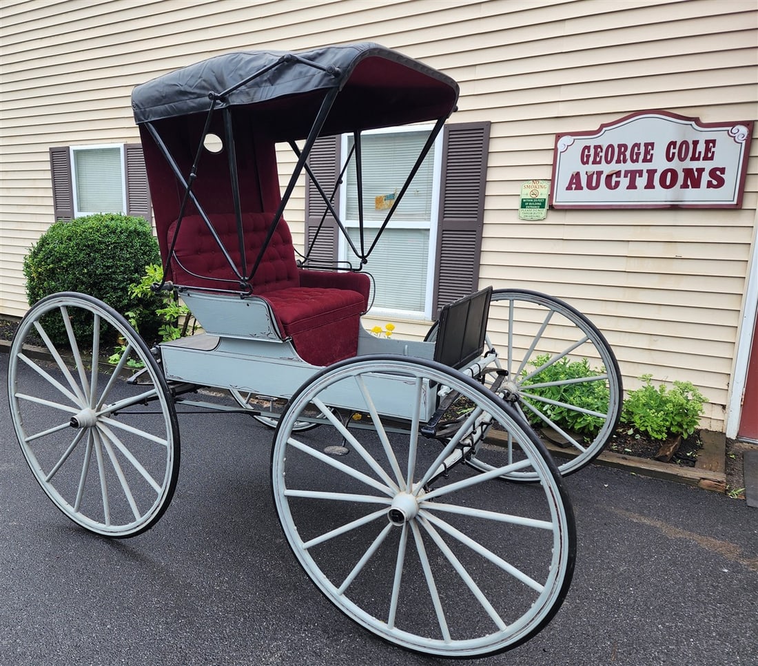 19th C Talbert Bro's Doctor's Buggy Fully Restored 6'7" H X 8'7" L X 5' W: 19th C Talbert Bro's Doctor's Buggy Fully Restored 6'7" H X 8'7" L X 5' W