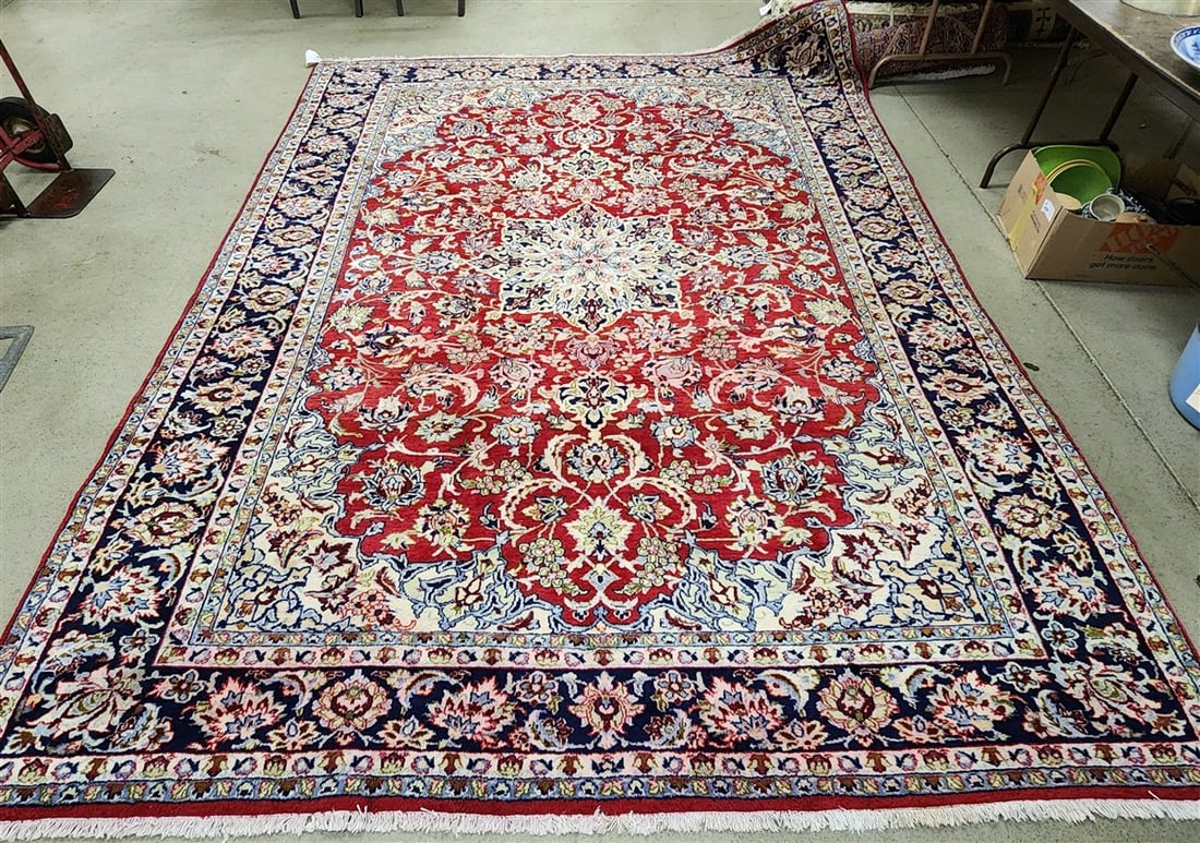 Ifahan Rug 8'4" X 11'3": Ifahan Rug 8'4" X 11'3"