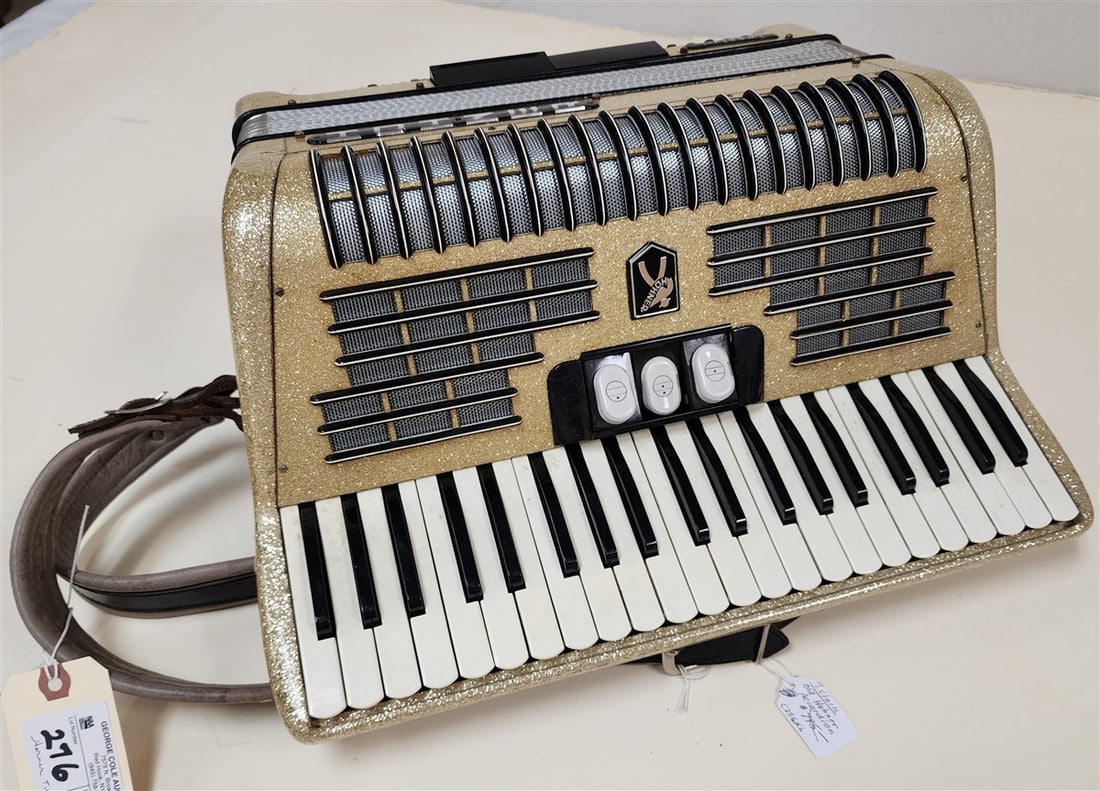 Horner 20-L Accordian: Horner 20-L Accordian