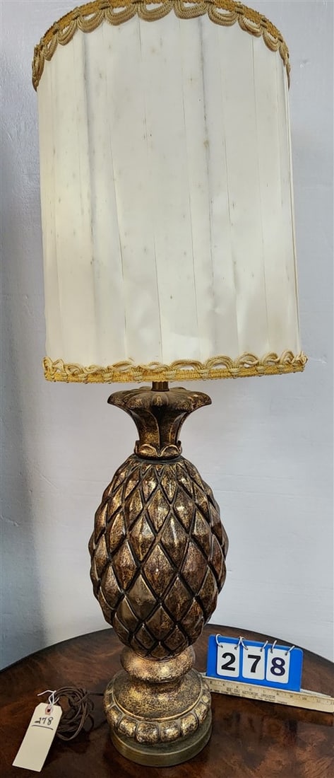 Pineapple Form Table Lamp 41" (1 of 2)