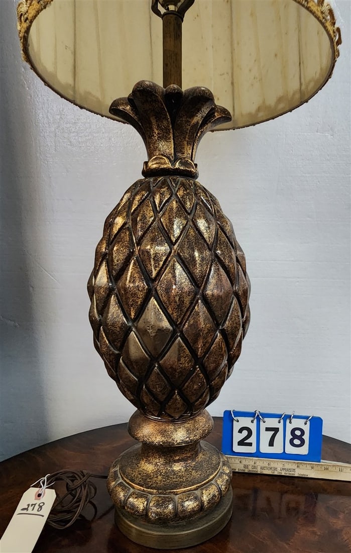 Pineapple Form Table Lamp 41" - 2