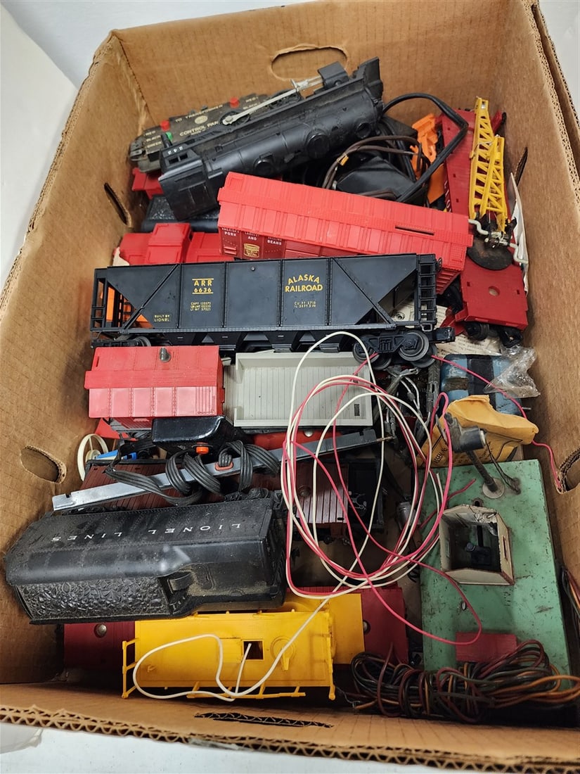 Bx 16 Train Cars, Mostly Lionel, Transformers, Etc. (1 of 3)
