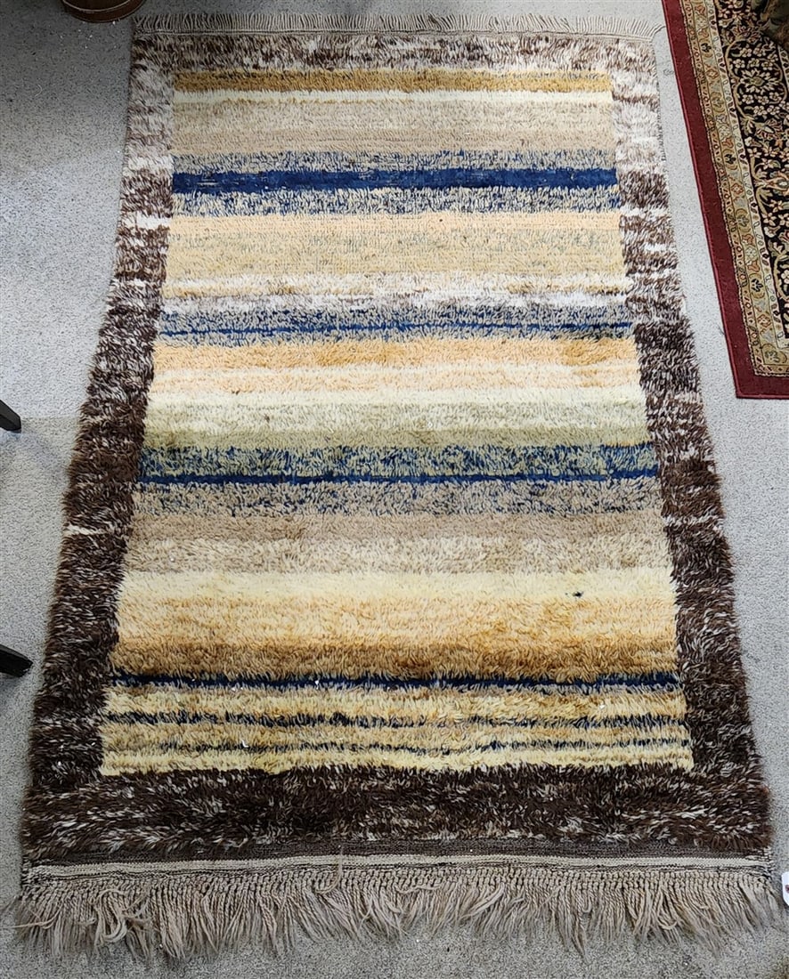 Vintage Tulu Style Bohemian Wool Shag Rug 4'2 1/2" X 6'9": Vintage Tulu Style Bohemian Wool Shag Rug 4'2 1/2" X 6'9"