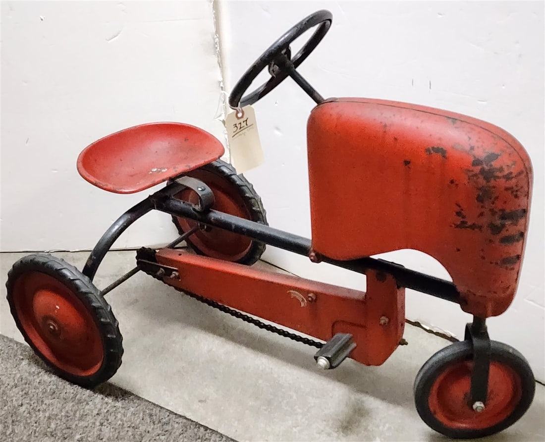 Vintage BMC Heavy Duty Senior Pedal Car (1 of 2)