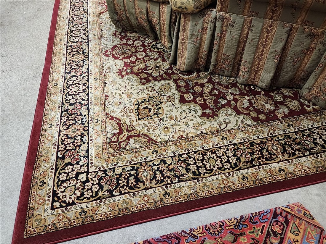 Machine Made Rug 7'10" X 9'10" (1 of 3)