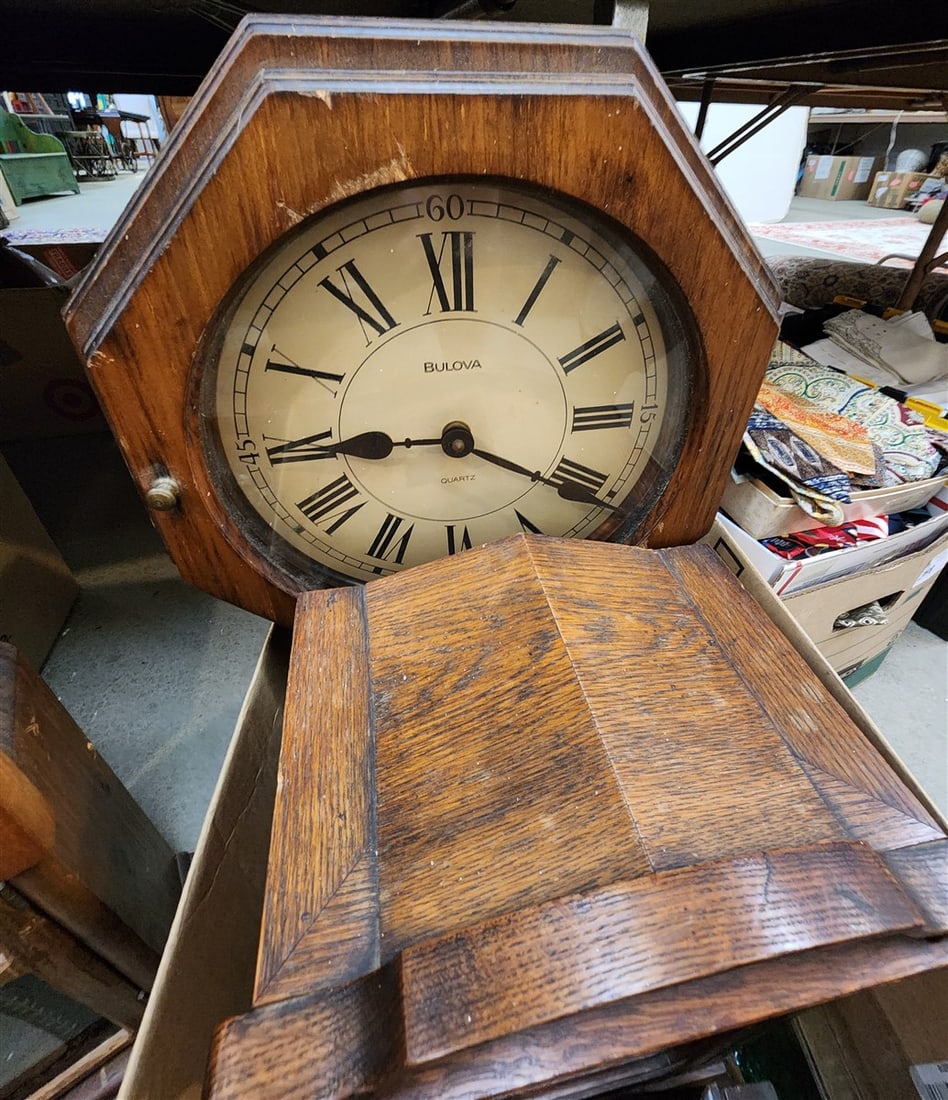 Bx 4 Clocks + 1 Clock Case - 3