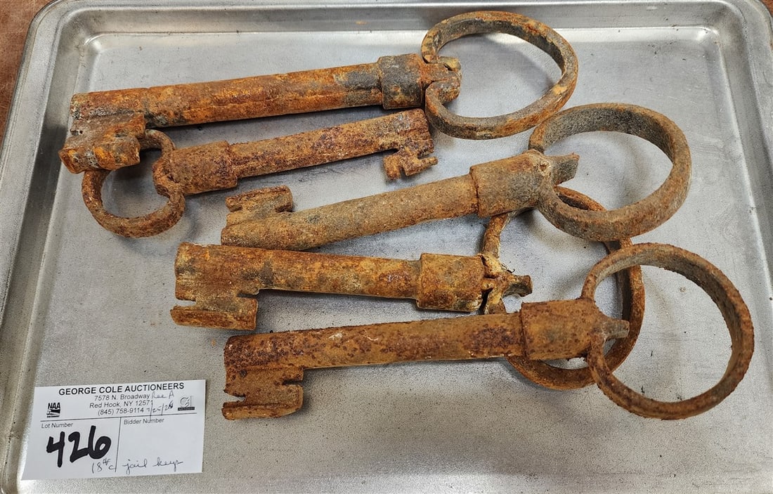 Tray 18th C Jail Keys: Tray 18th C Jail Keys