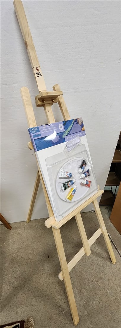 Artists Easel 5'6": Artists Easel 5'6"